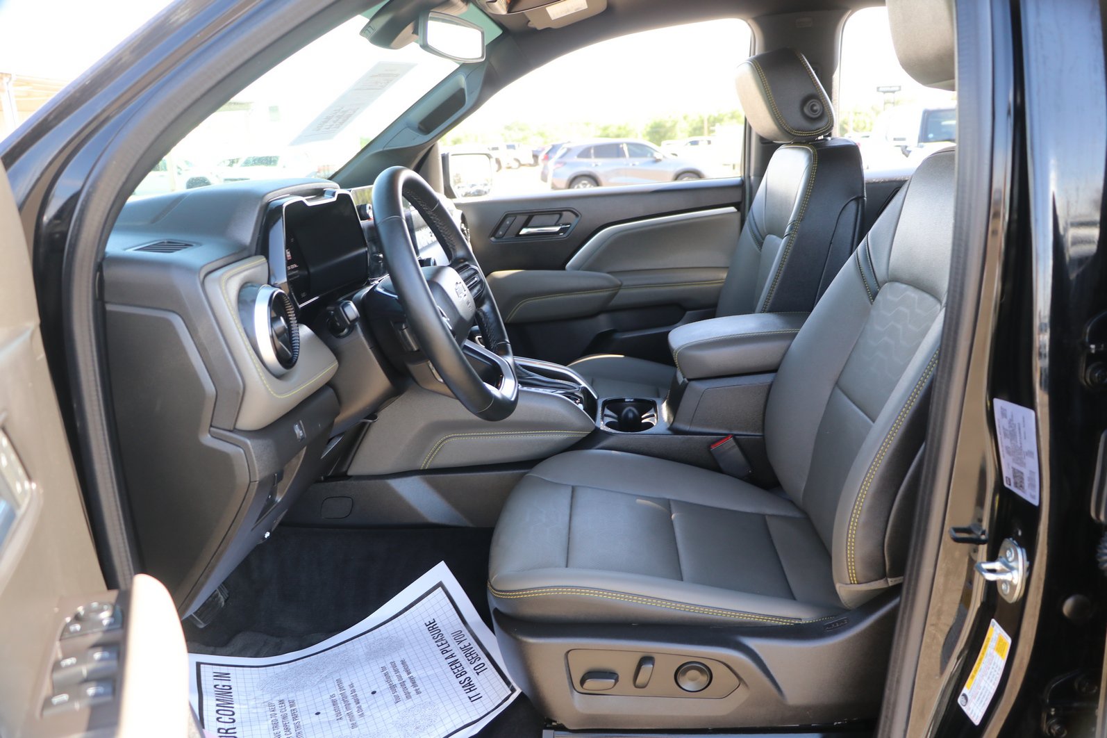 Used 2026 Chevrolet Colorado ZR2 AWD/4WD image 13