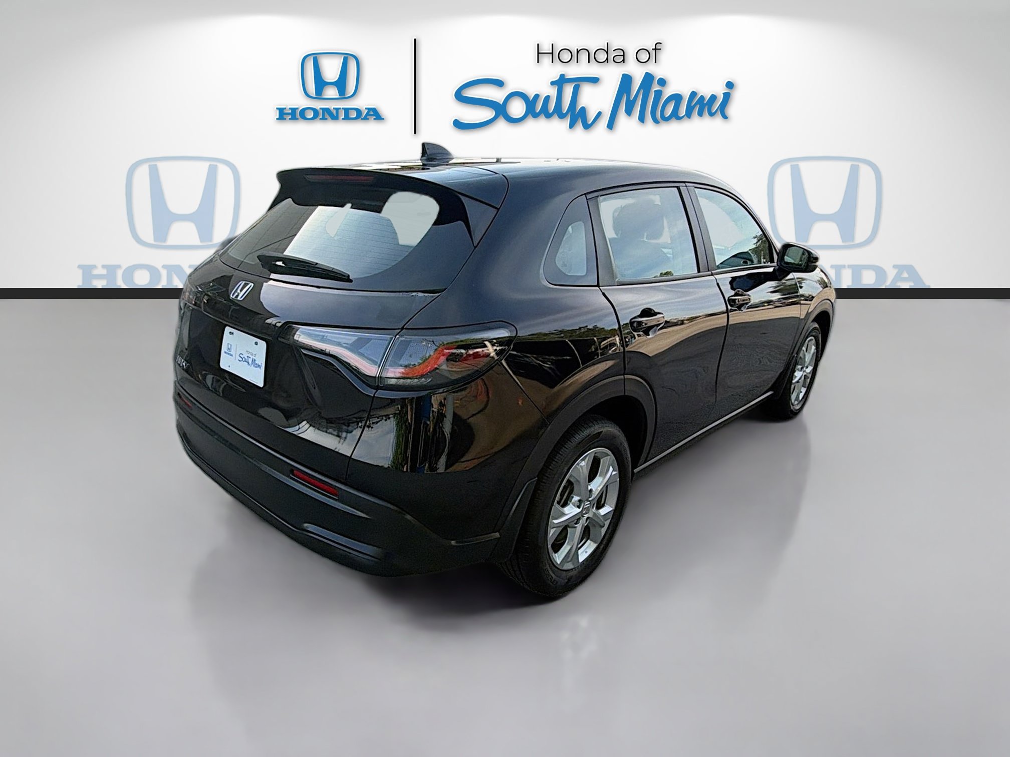 Certified 2023 Honda HR-V LX image 7