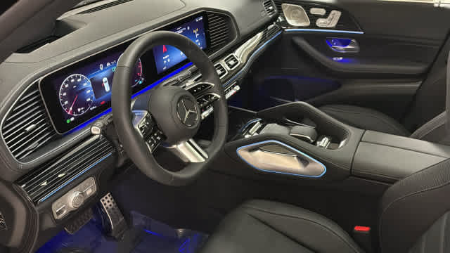 New 2026 Mercedes-Benz GLS 580 4MATIC image 27