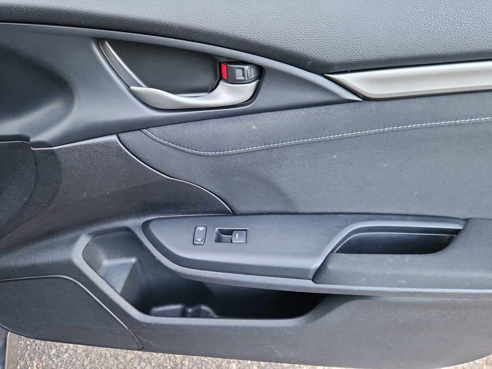 Used 2019 Honda Civic EX image 16