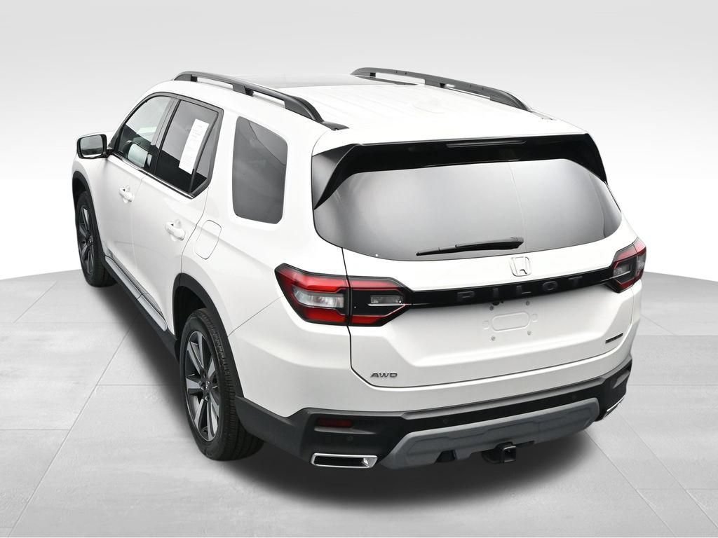 Used 2025 Honda Pilot Touring image 30