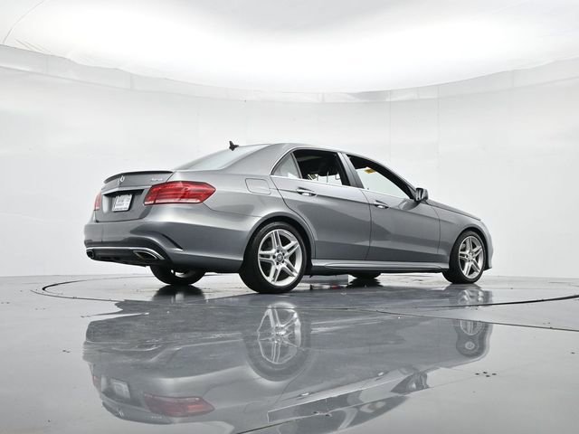 Used 2014 Mercedes-Benz E 350 4MATIC Sedan image 30