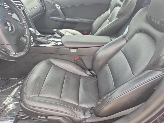 Used 2013 Chevrolet Corvette Convertible RWD image 12