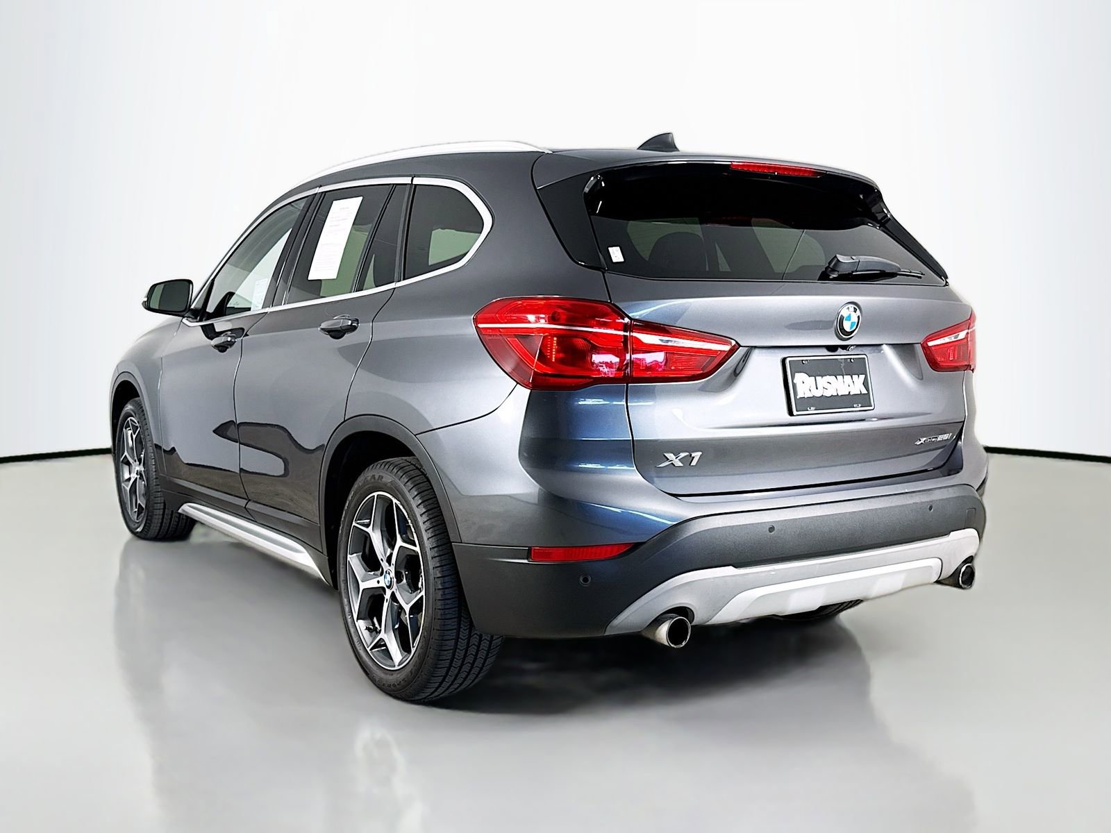 Used 2019 BMW X1 xDrive28i w/ Convenience Package image 5