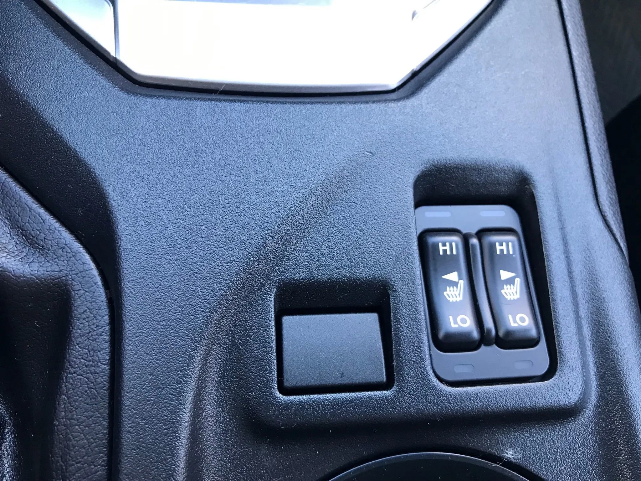 Used 2020 Subaru Impreza 2.0i Premium image 25