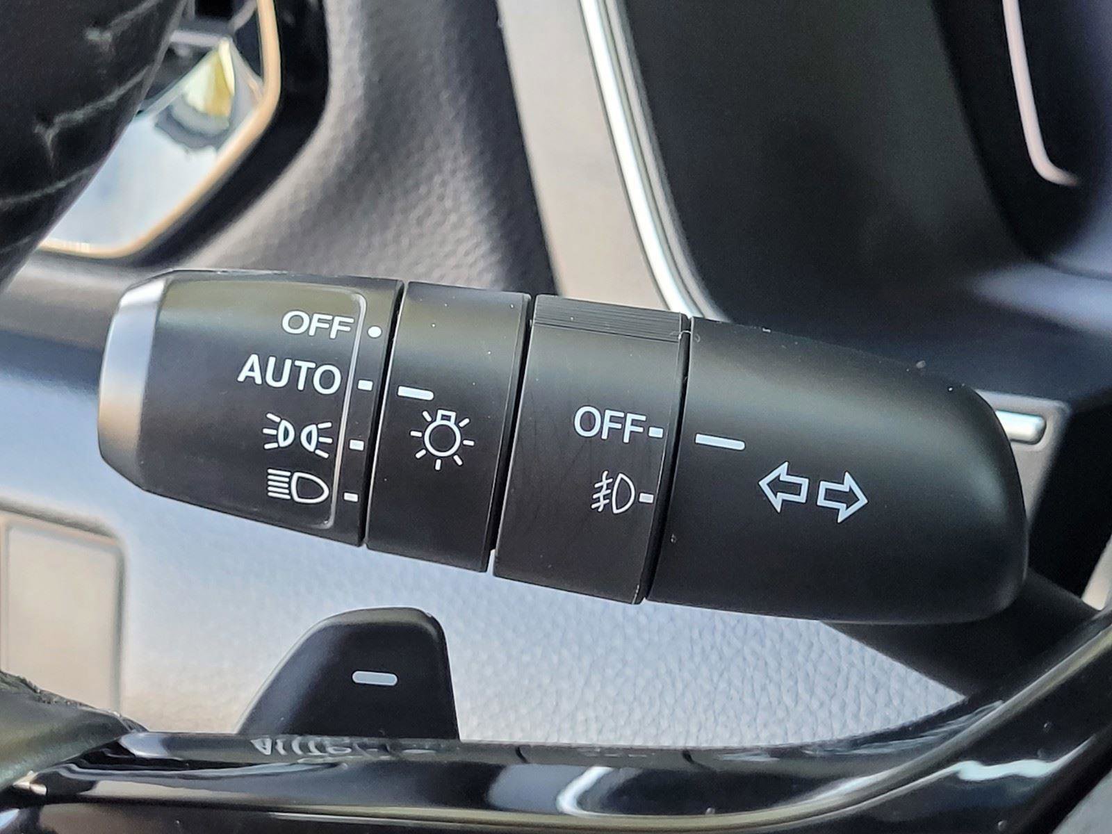 Used 2023 Honda Pilot Touring image 34