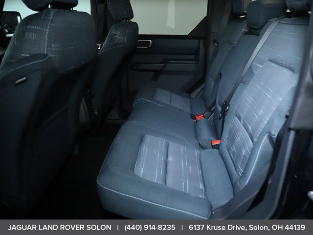 Used 2025 Ford Bronco Heritage Edition AWD/4WD image 28