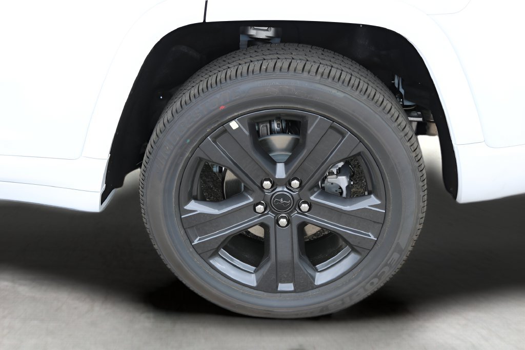 New 2027 Jeep Grand Cherokee Limited AWD/4WD image 9