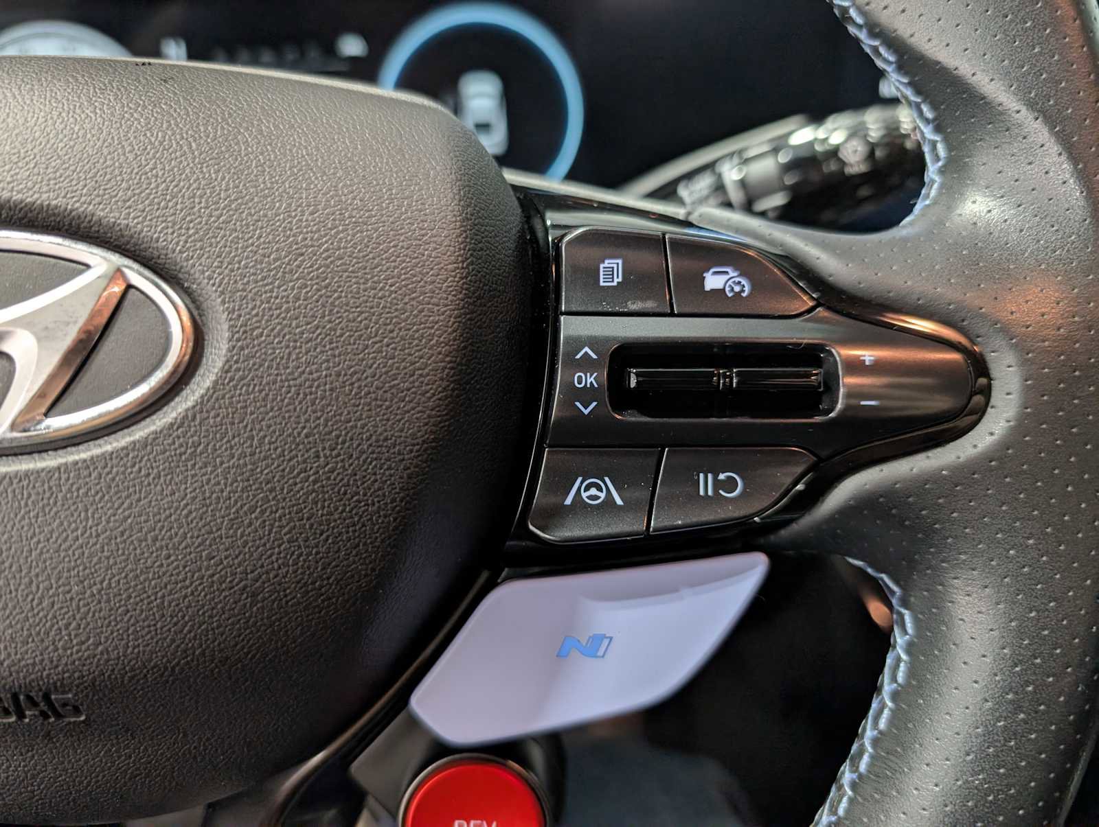 Used 2023 Hyundai Elantra N image 32