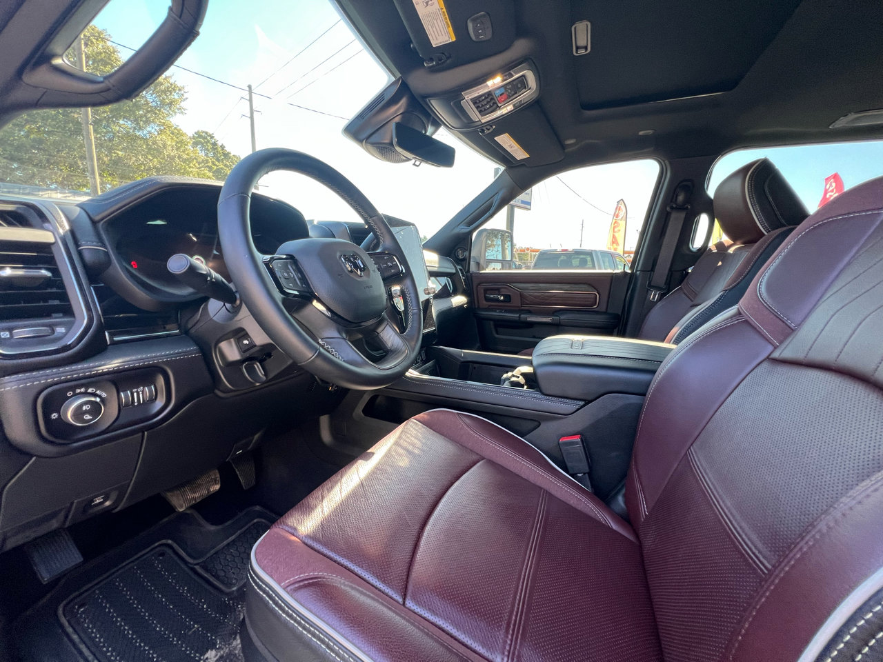 Used 2025 RAM 2500 Limited image 14