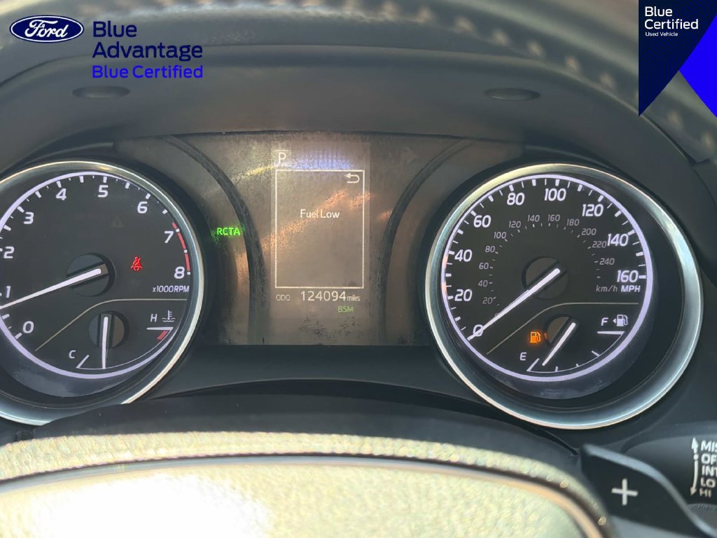 Used 2018 Toyota Camry SE w/ Moonroof Package FWD image 22