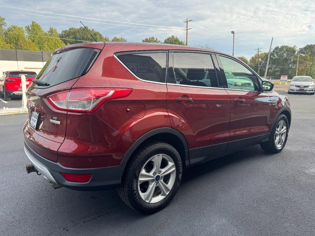 Used 2015 Ford Escape SE image 7