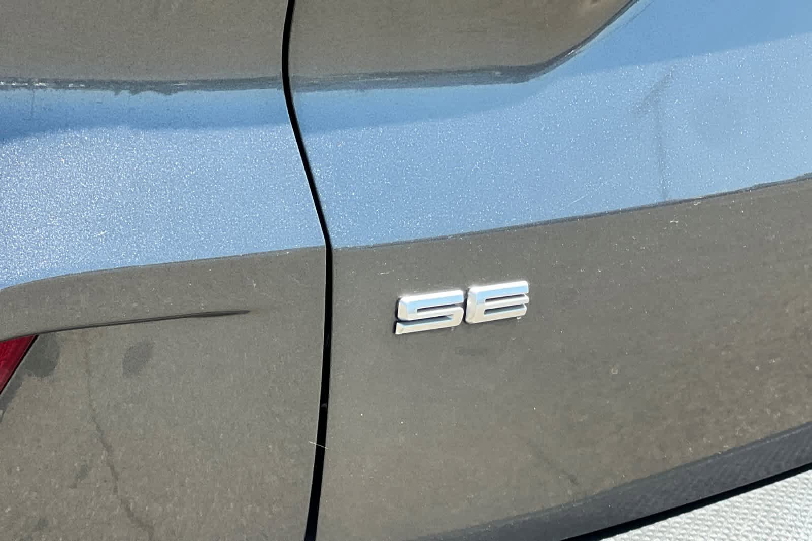 Used 2020 Ford Escape SE FWD image 32