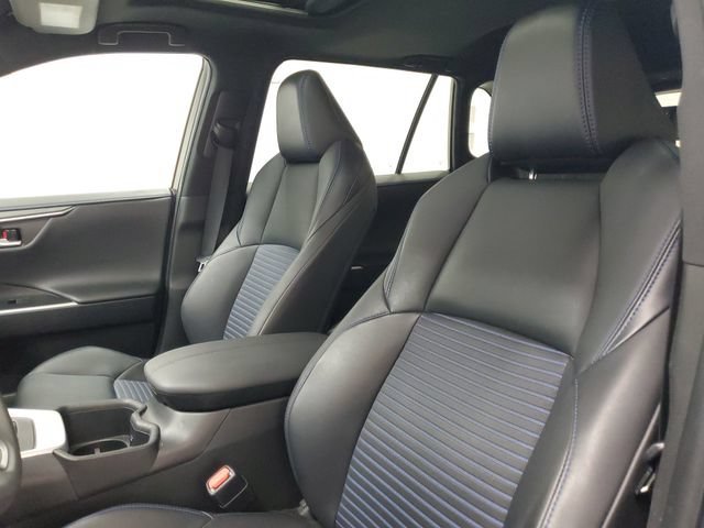 Used 2022 Toyota RAV4 XSE AWD/4WD image 14