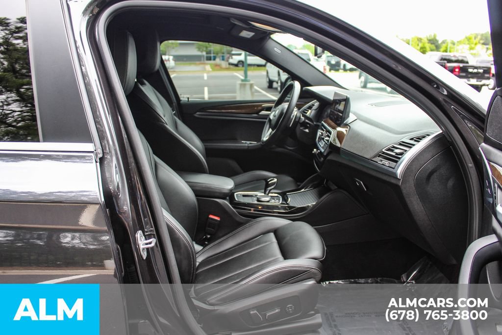 Used 2024 BMW X4 xDrive30i w/ Parking Assistance Package AWD/4WD image 18