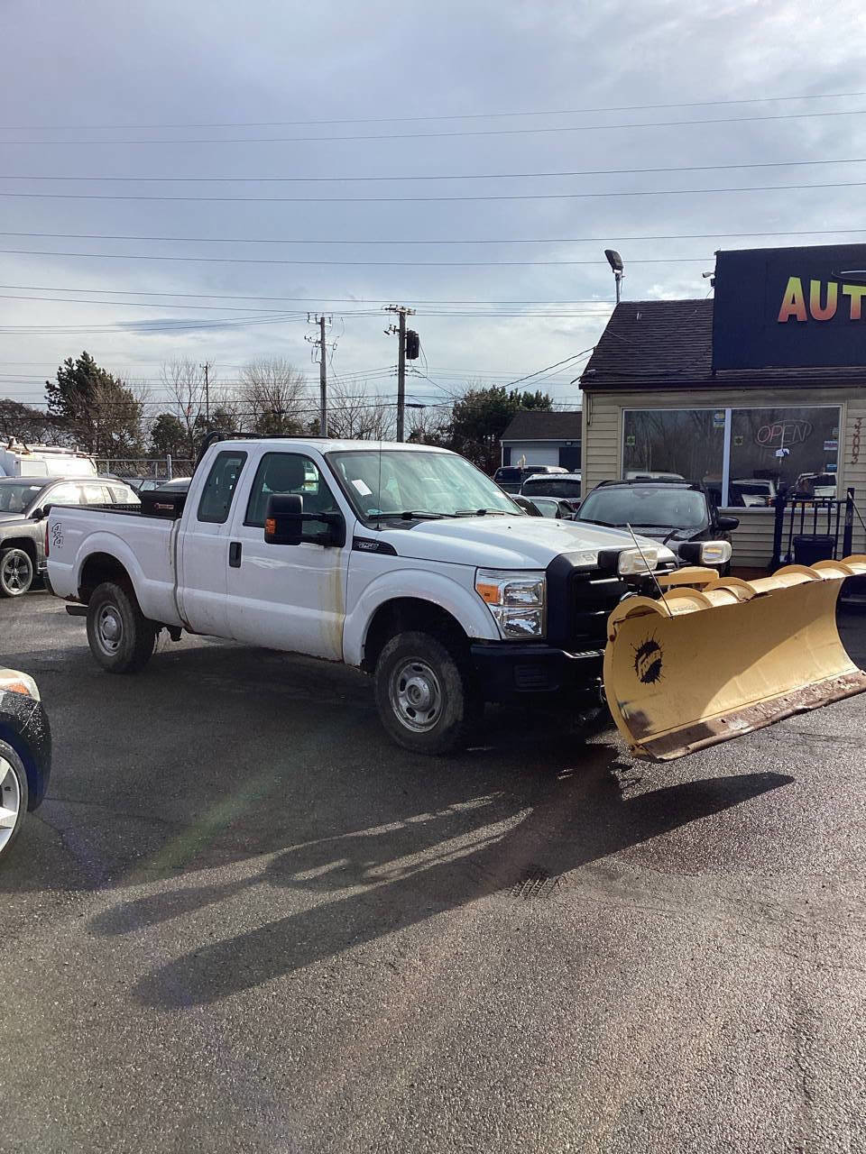 Used 2012 Ford F250 XL w/ PWR Equipment Group image 1