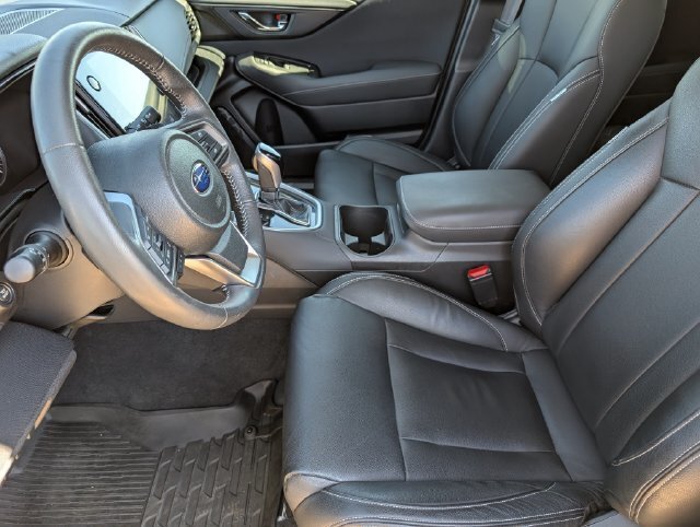 Used 2025 Subaru Outback Premium AWD/4WD image 14