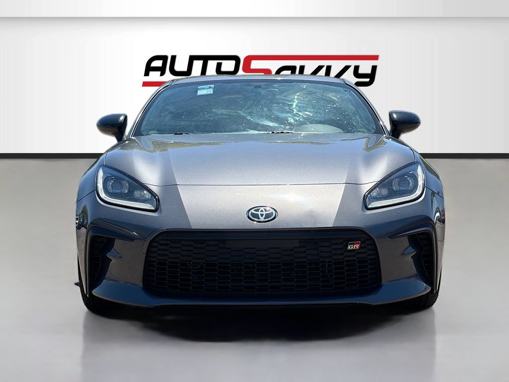 Used 2023 Toyota GR86 RWD image 2