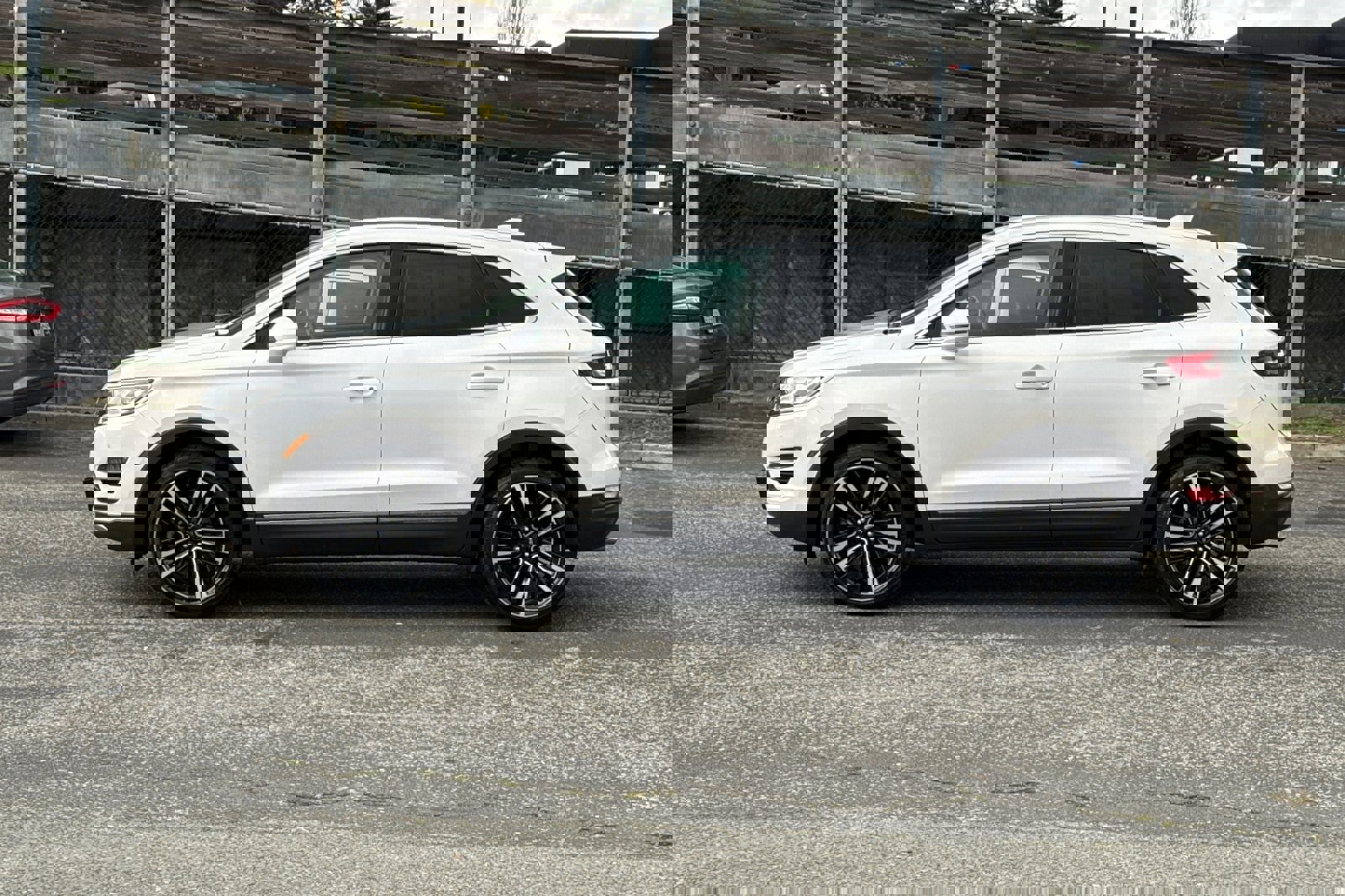 Used 2018 Lincoln MKC Reserve image 7