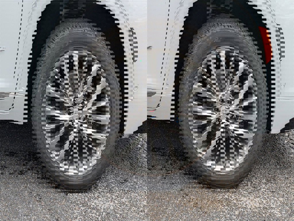 New 2026 Buick Enclave Avenir w/ Super Cruise Package image 12