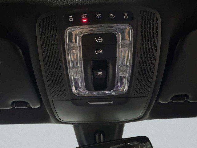 Used 2021 Mercedes-Benz GLA 250 4MATIC w/ Premium Package image 36