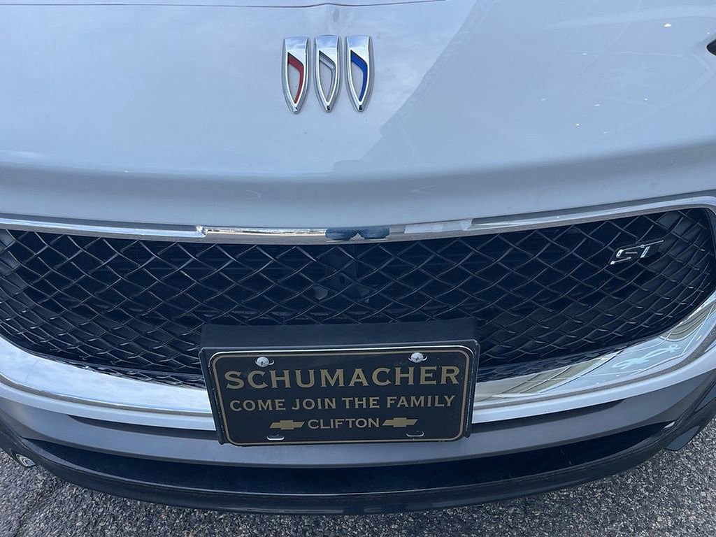 Used 2024 Buick Encore GX Sport Touring FWD image 14