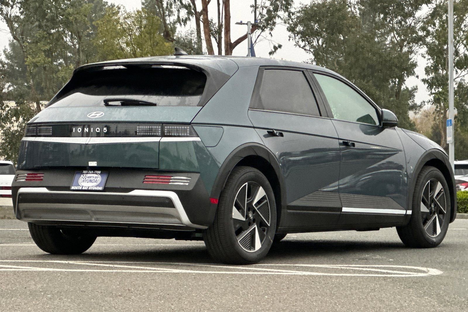 New 2026 Hyundai Ioniq 5 SEL image 4