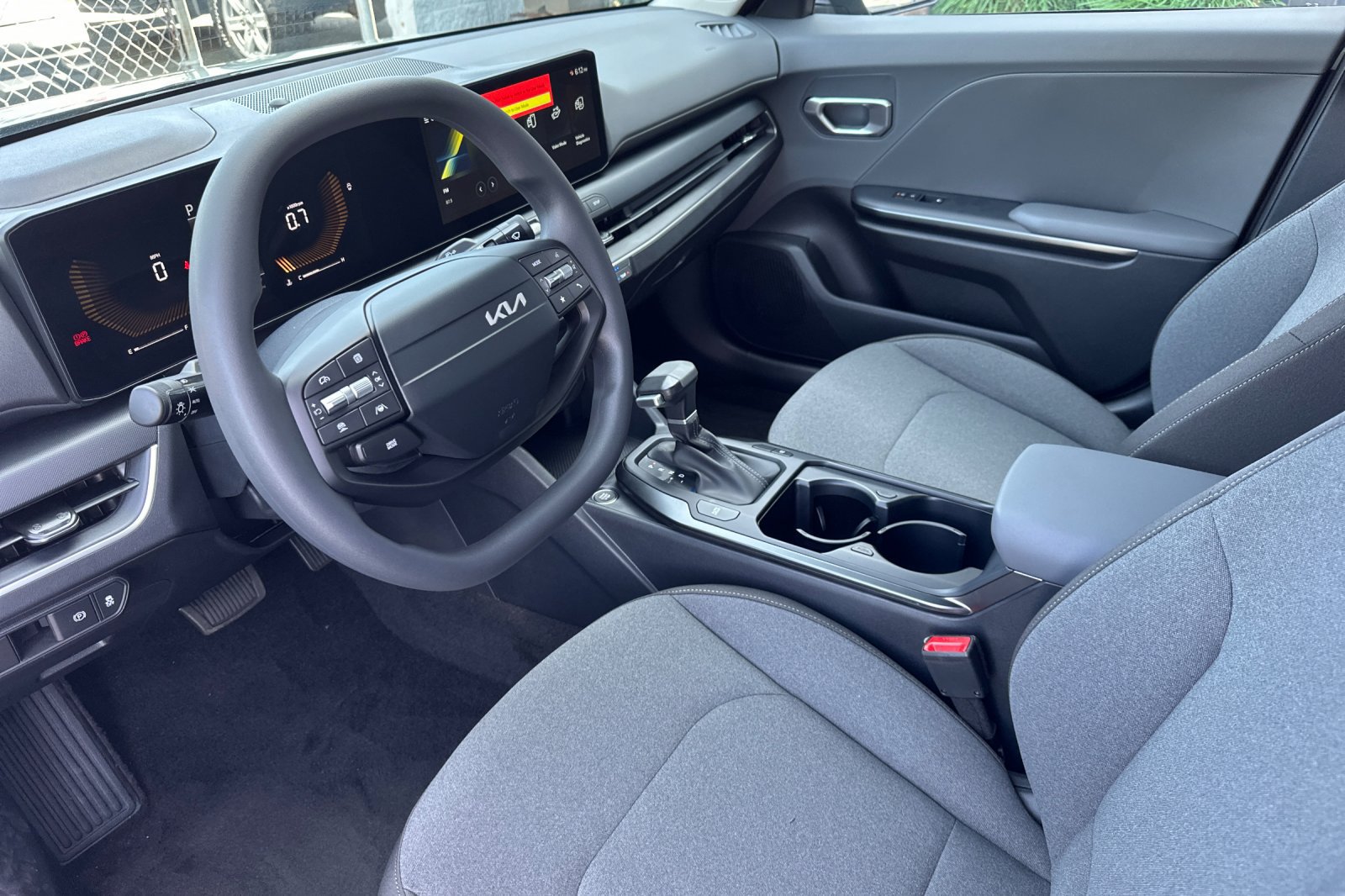 New 2026 Kia K4 FWD image 10