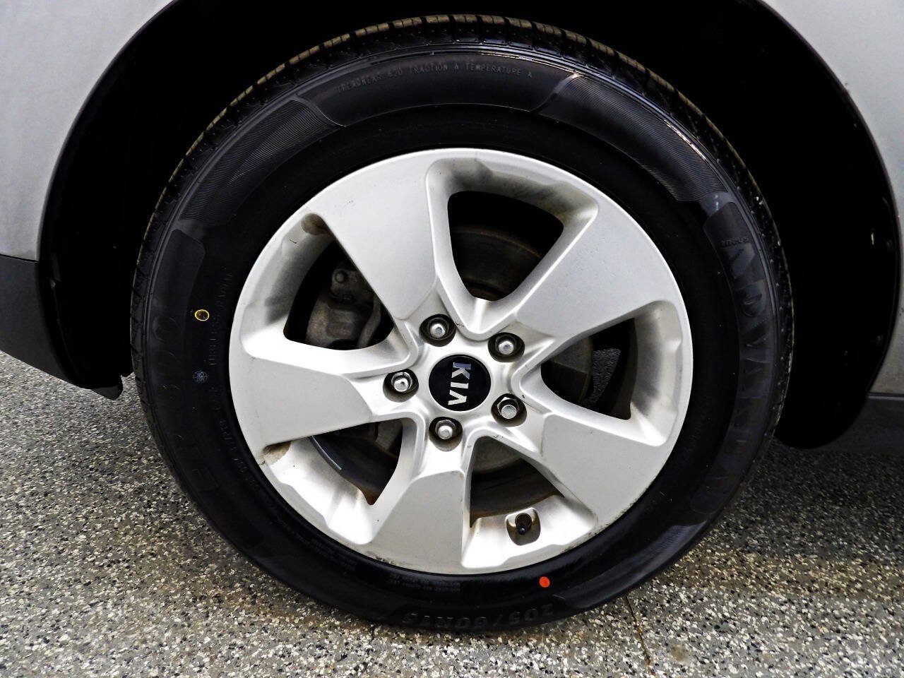 Used 2017 Kia Soul FWD image 17