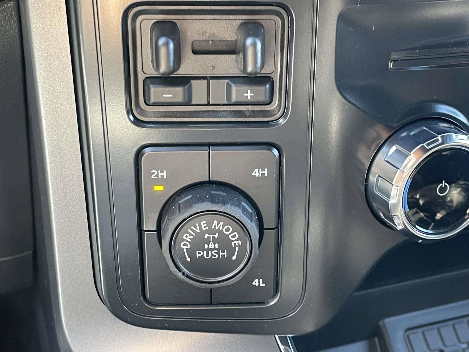 New 2025 Ford F150 XLT w/ Equipment Group 302A MID AWD/4WD image 14