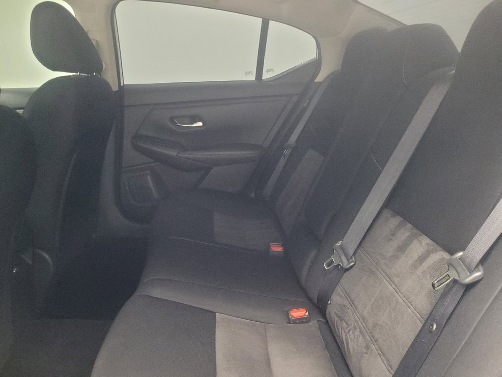 Used 2023 Nissan Sentra SR w/ Midnight Edition Package FWD image 18
