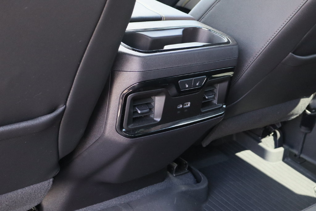Certified 2024 Chevrolet Silverado 1500 ZR2 w/ ZR2 Bison Edition AWD/4WD image 26