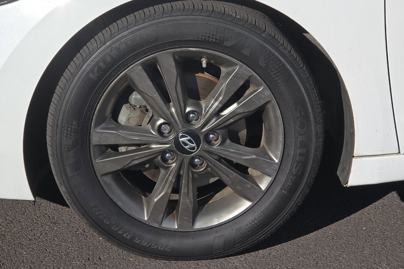 Used 2018 Hyundai Elantra SEL w/ Cargo Package image 25