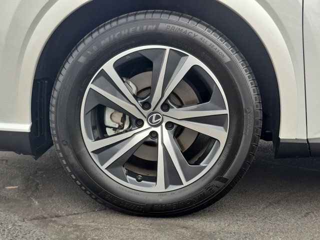 Used 2025 Lexus RX 350 FWD w/ Technology Package image 9
