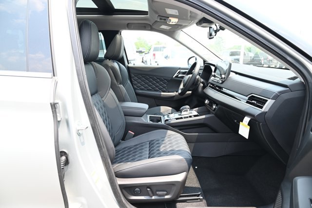 New 2023 Mitsubishi Outlander SEL image 29