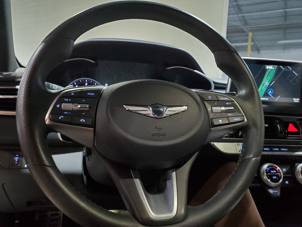 Used 2021 Genesis G70 3.3T RWD image 25