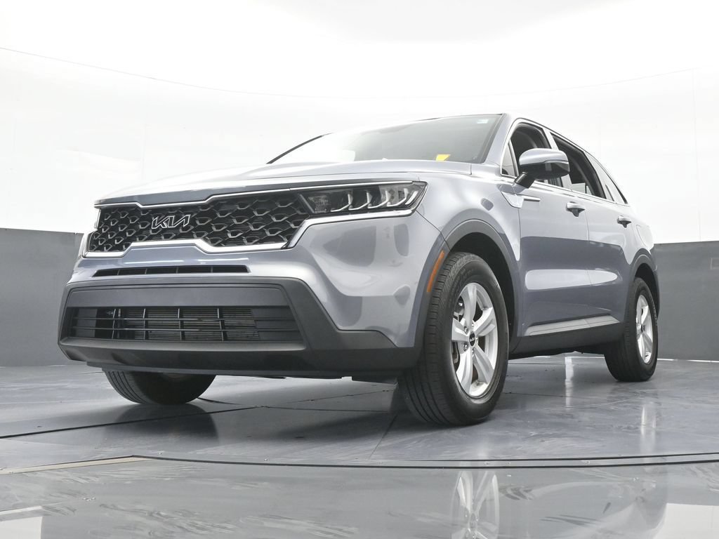Used 2023 Kia Sorento LX FWD image 54