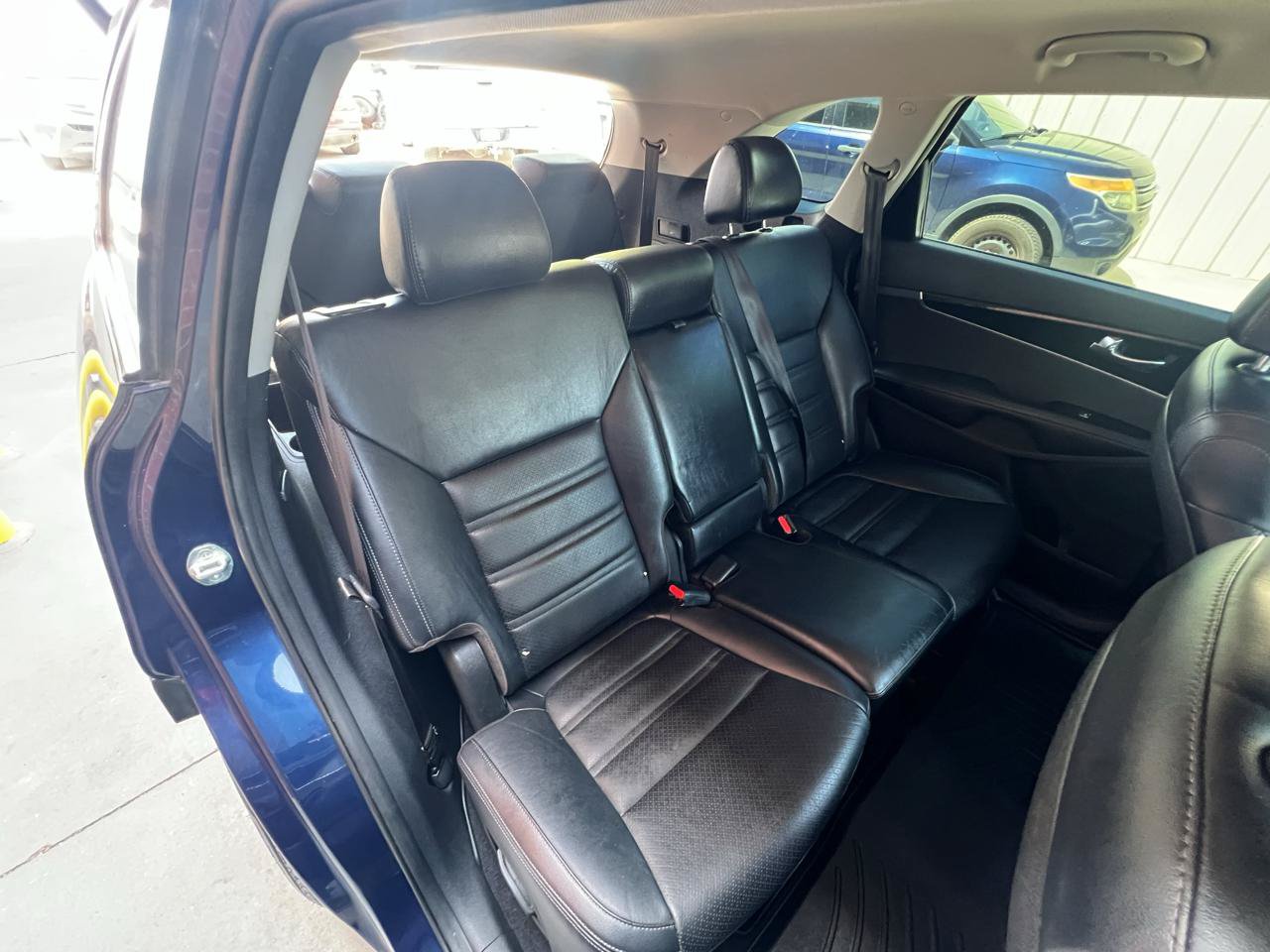 Used 2019 Kia Sorento EX FWD image 61