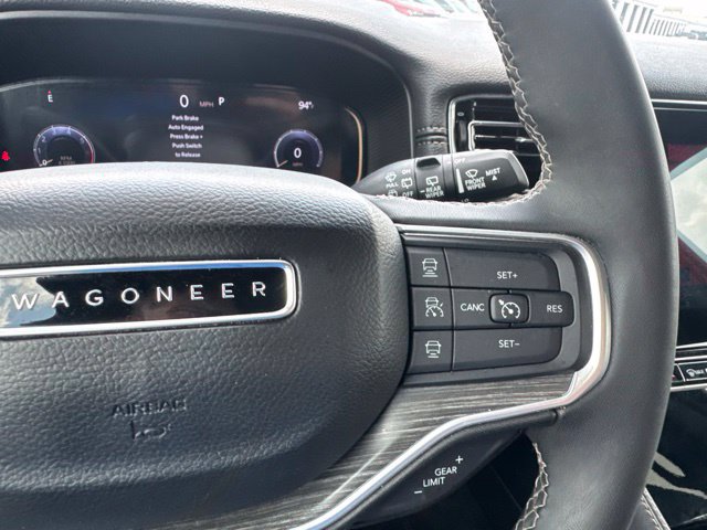 Used 2024 Jeep Wagoneer L Series II AWD/4WD image 22