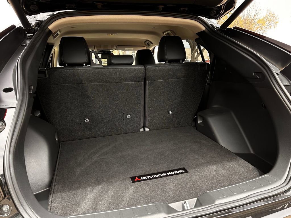 Used 2026 Mitsubishi Eclipse Cross SE image 29