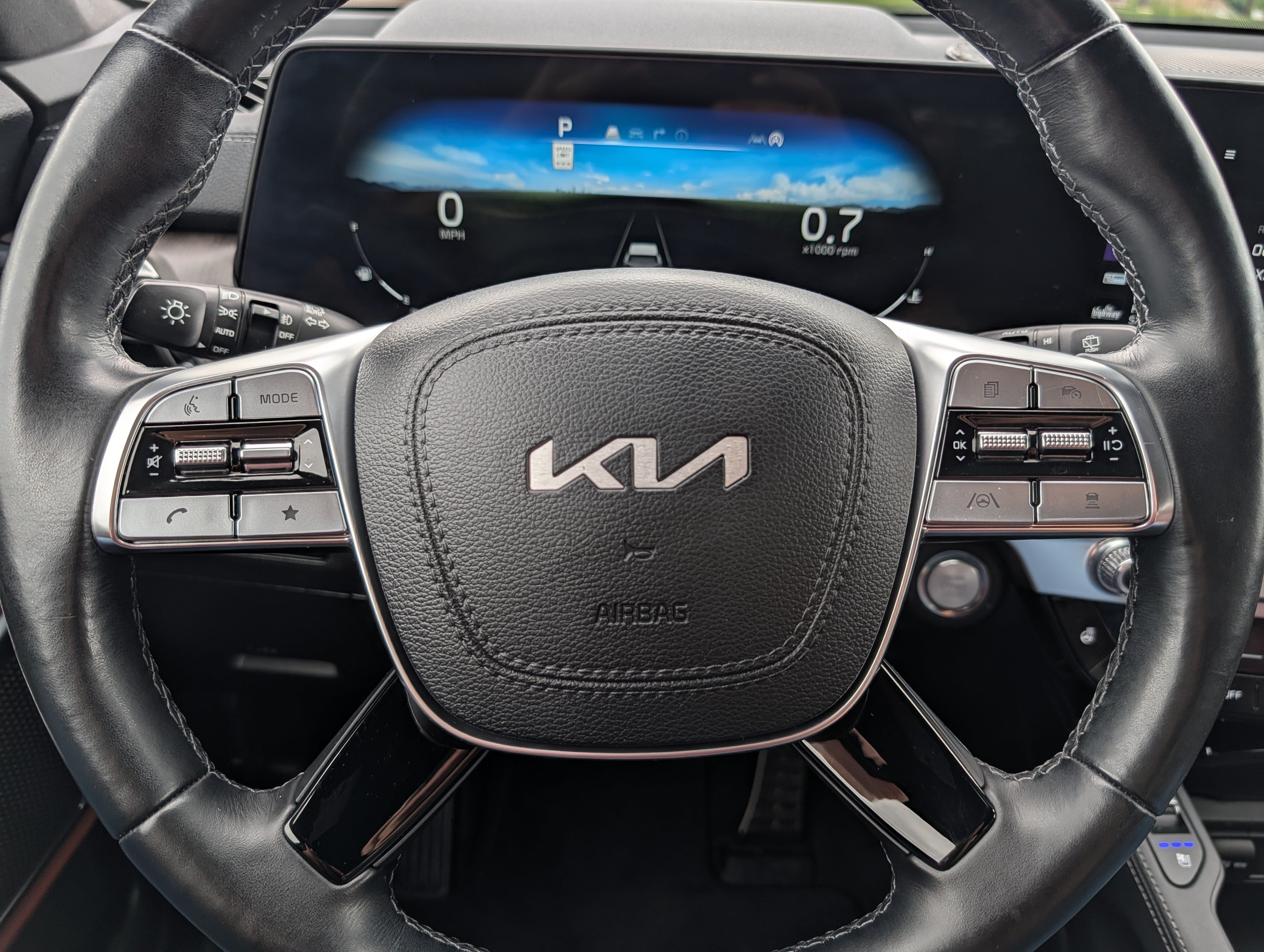 Certified 2024 Kia Telluride SX Prestige AWD/4WD image 25