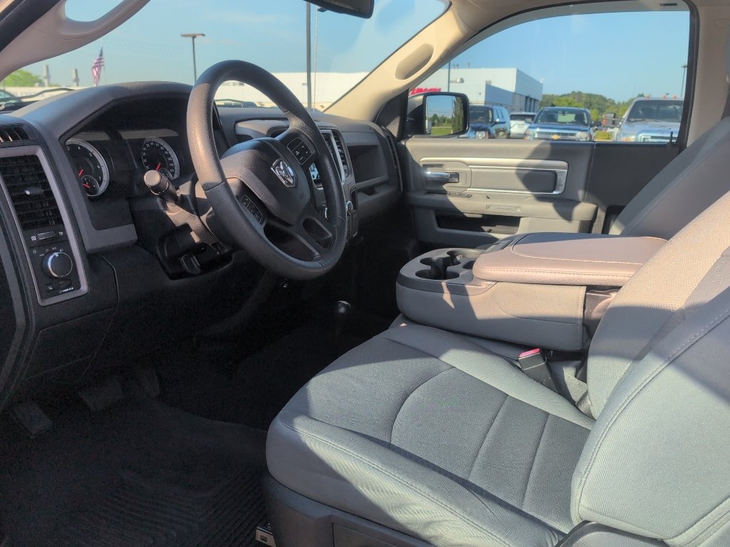 Used 2014 RAM 2500 Tradesman w/ Chrome Appearance Group AWD/4WD image 18