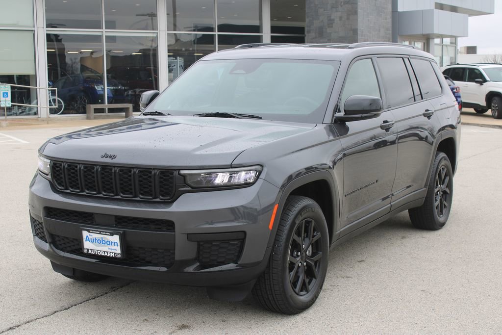 Used 2024 Jeep Grand Cherokee L Laredo