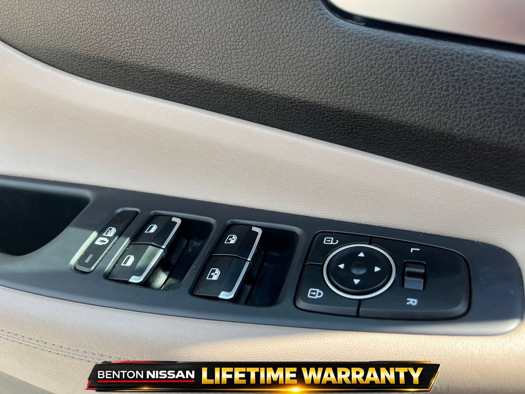 Used 2023 Hyundai Santa Fe SEL AWD/4WD image 12