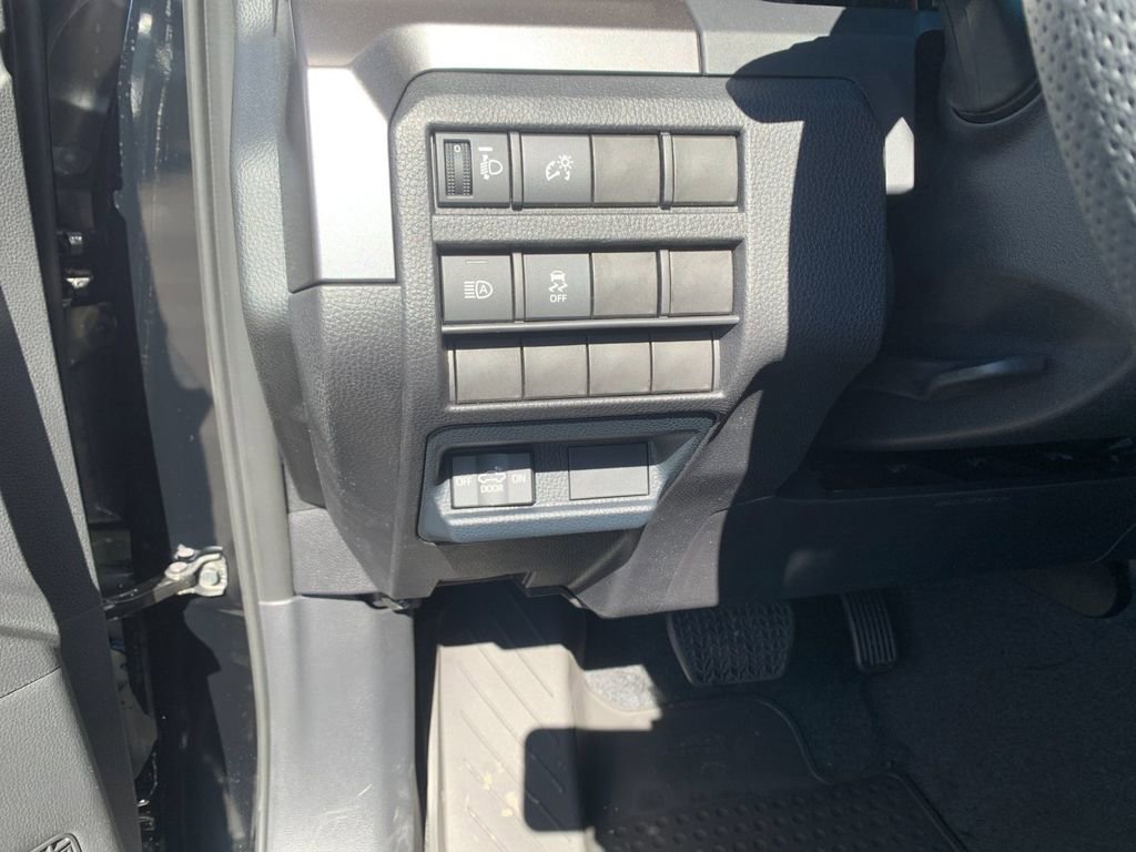 New 2025 Toyota Tacoma TRD Off-Road image 30