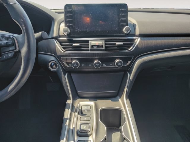 Used 2021 Honda Accord Touring image 11