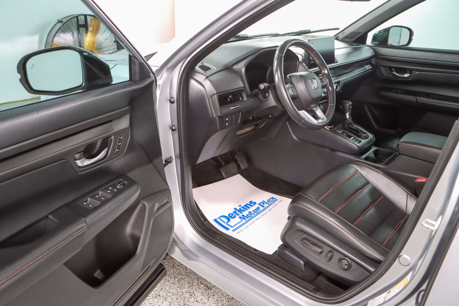 Used 2024 Honda CR-V Sport-L image 3