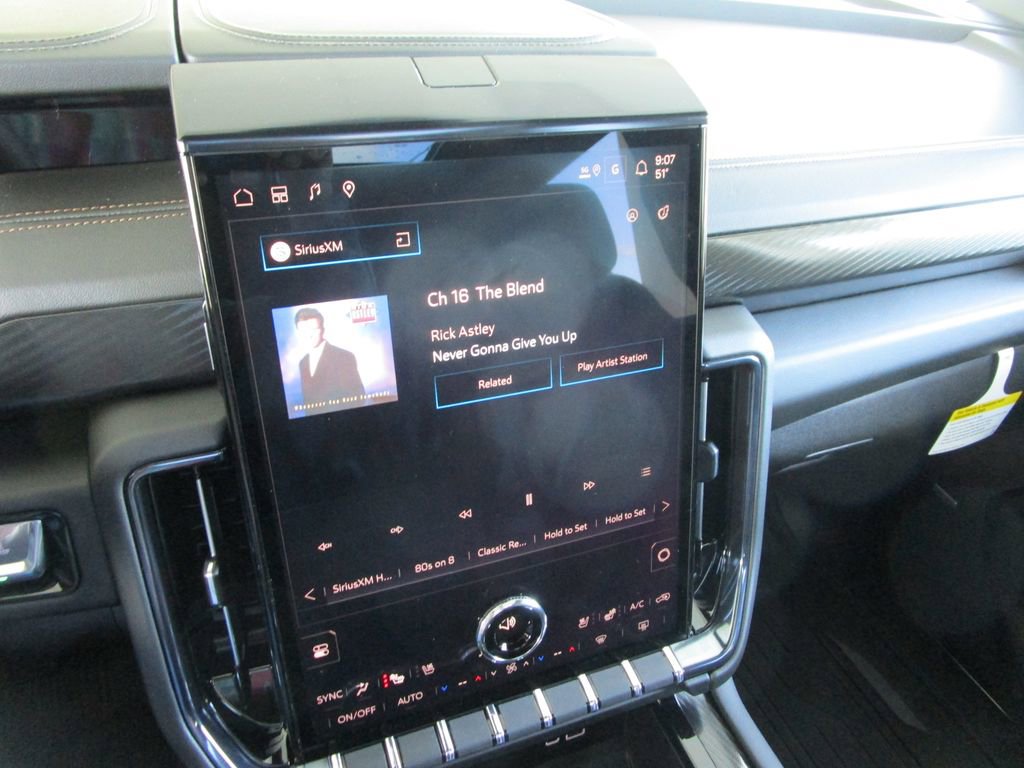 New 2026 GMC Yukon AT4 w/ AT4 Premium Plus Package image 40