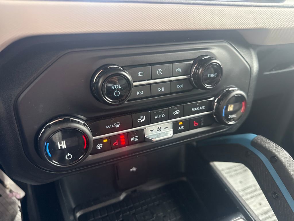 Used 2024 Ford Bronco Wildtrak image 33