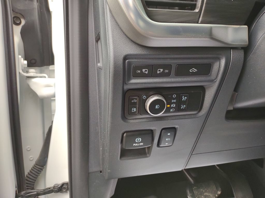 Used 2024 Ford F150 Lariat w/ Bed Utility Package AWD/4WD image 32
